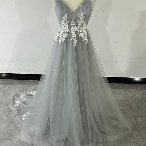 エレガント グレー パーティードレス ソフトチュール Vネック 背中見せ  