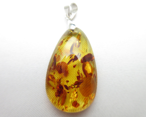 SALE》/《20%off》/【天然琥珀ペンダントトップ】/size(写真参照