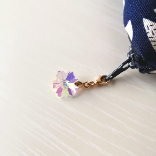 キラキラ オーロラ 雪の結晶チャーム】 雪の結晶 チャーム