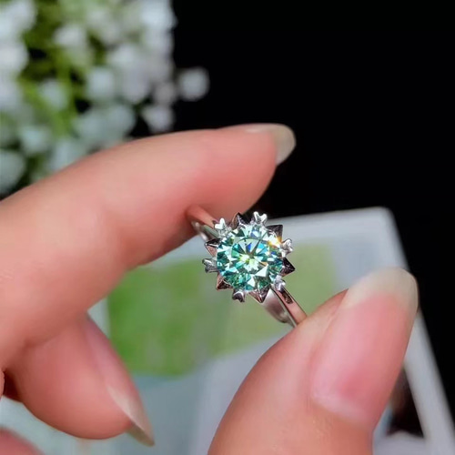 newデザイン】輝くブルー モアサナイト リング 指輪・リング ルイ 通販  