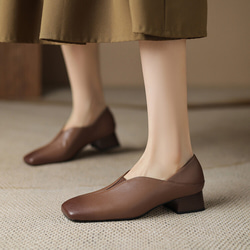 全新秋冬女式柔軟皮革鞋時尚簡約高跟鞋慢速跟 22 公分-24.5 公分 3 色 #852⭐免運費⭐ 第4張的照片
