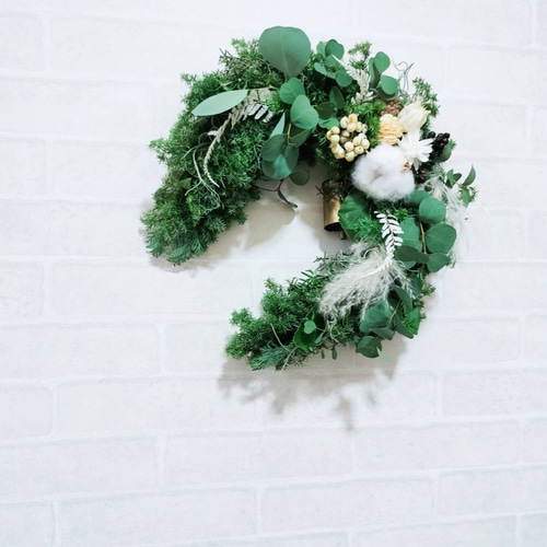 受注制作】 幸せ降り注ぐ 馬蹄型（ホースシュー）リース 生花 玄関
