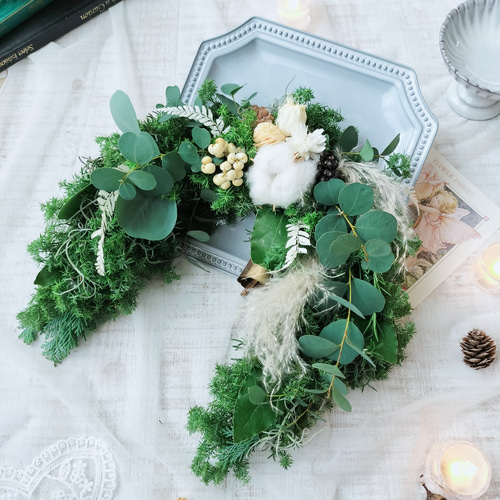 受注制作】 幸せ降り注ぐ 馬蹄型（ホースシュー）リース 生花 玄関