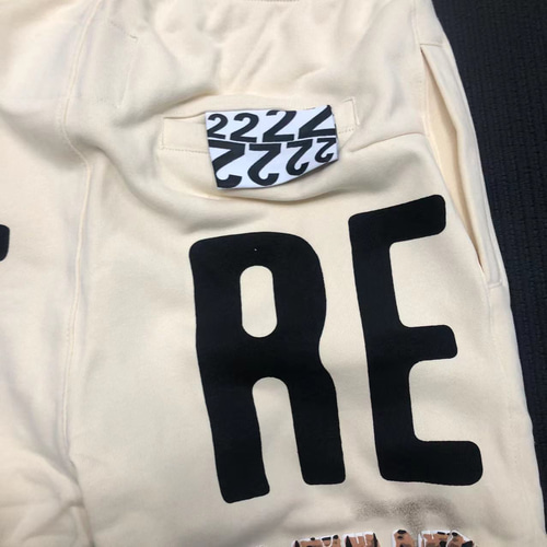RRR123 x Fear of God コラボ フーディ&パンツ セットアップ RRR123 x Fear of God コラボ フーディ&パンツ セットアップ