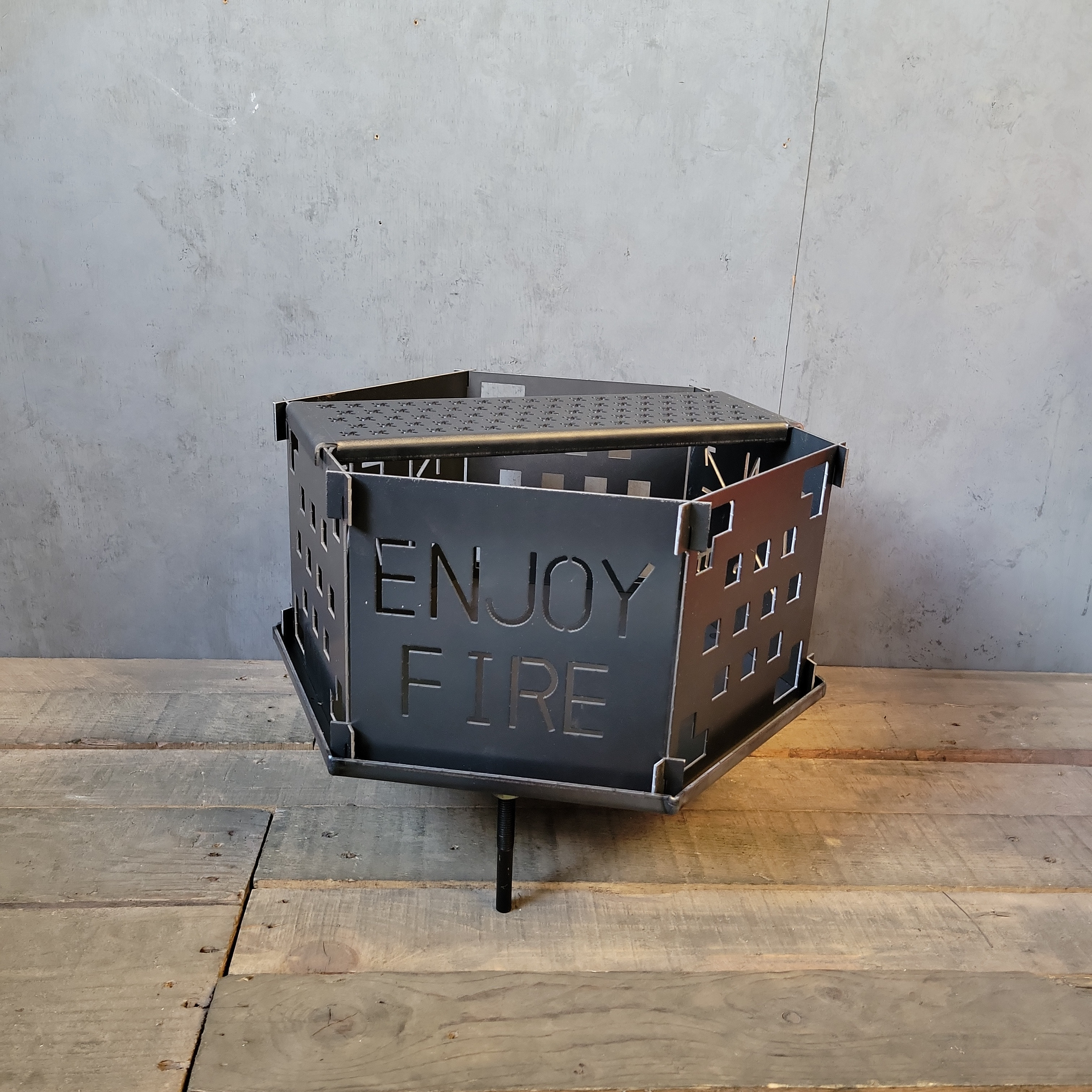 アイアン、ハンドメイド家具 アイアンキャビネットA［ワイド］ アイアン家具 ラック