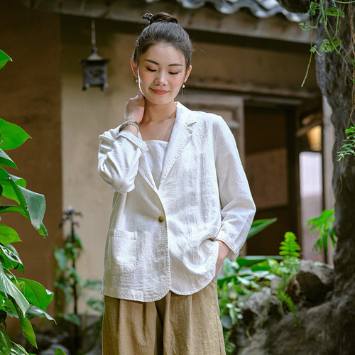 旧い砂洗い綿麻のジャケットを作る ブイネク女性スーツ #白です  