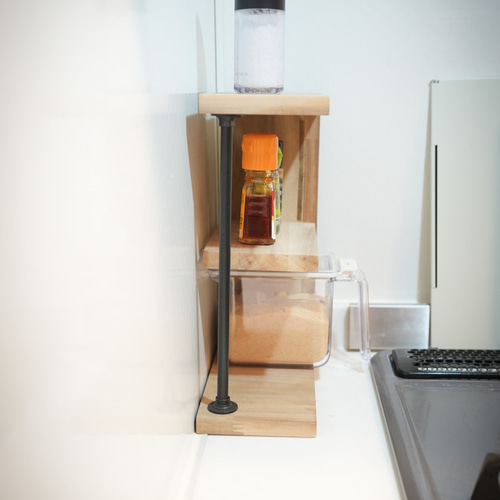 スパイスラック】奥行き10㎝のスリムなE字スタンド 調味料棚（送料込み