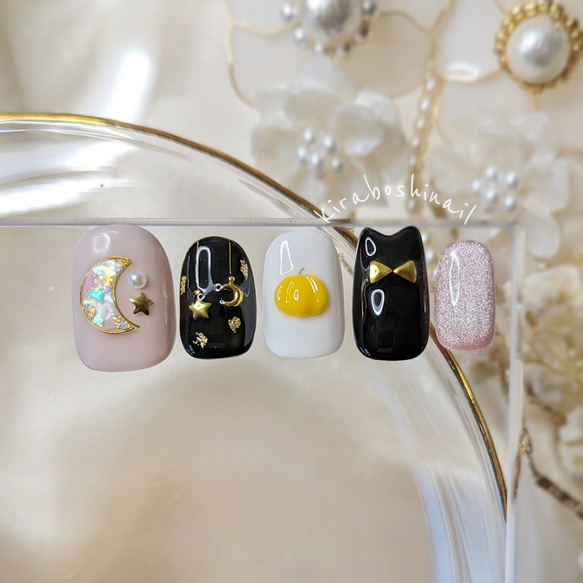 いちご大好き 黒猫ちゃんラウンドレジン