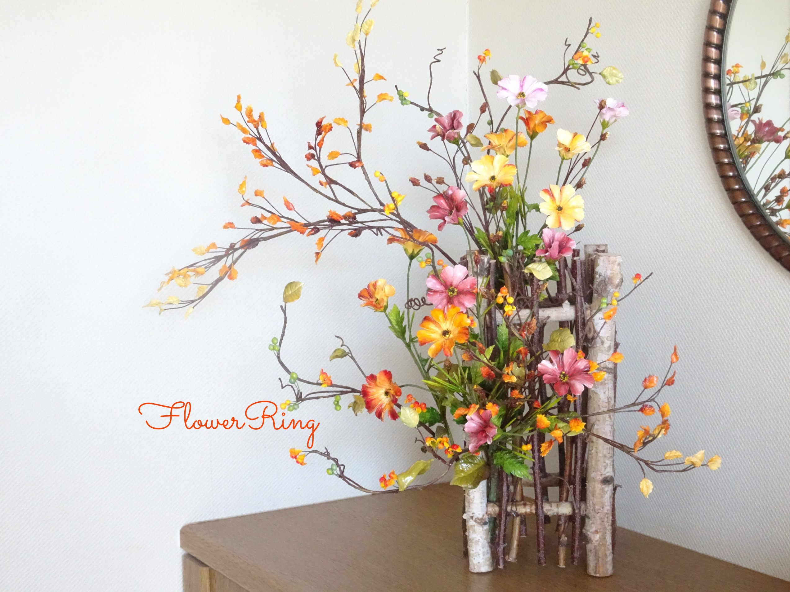 ハンドメイドパンフラワー　パンアートアレンジメントあざみとツルウメモドキ　秋の花 ハンドメイドパンフラワー パンアートアレンジメントあざみと