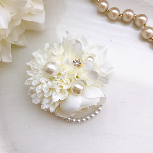 入学式 卒業式のフォーマルに〜 小さめホワイトマムのシンプル