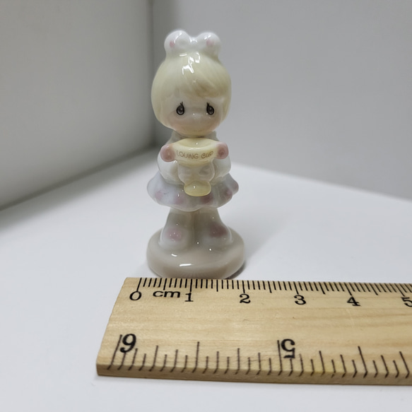 * Vintage Precious Moments Miniature Figurines 第1張的照片