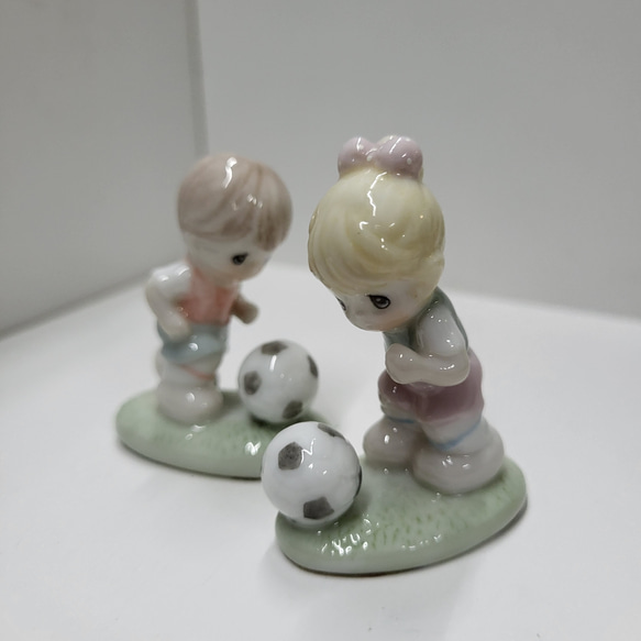 * Vintage Precious Moments Miniature Figurines 第1張的照片