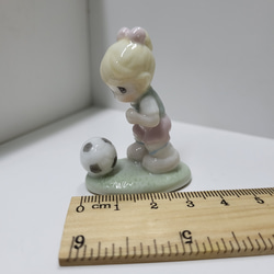 * Vintage Precious Moments Miniature Figurines 第3張的照片