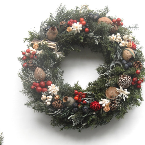 クリステル★くまの森のボリュームリース★クリスマスリース★フラワーリース 森の木の実のクリスマスリース ドライフラワー Ly's Wreath