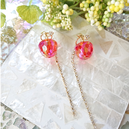 りんごのチャーム☆2個 o-23 レッド/クリアホワイト/りんご/林檎 