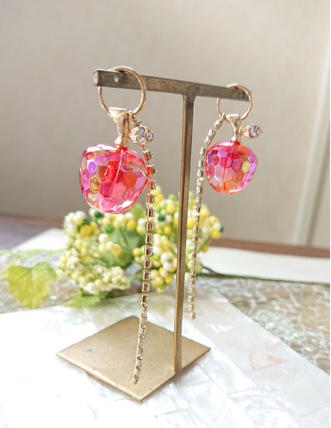 りんごのチャーム☆2個 o-23 レッド/クリアホワイト/りんご/林檎 