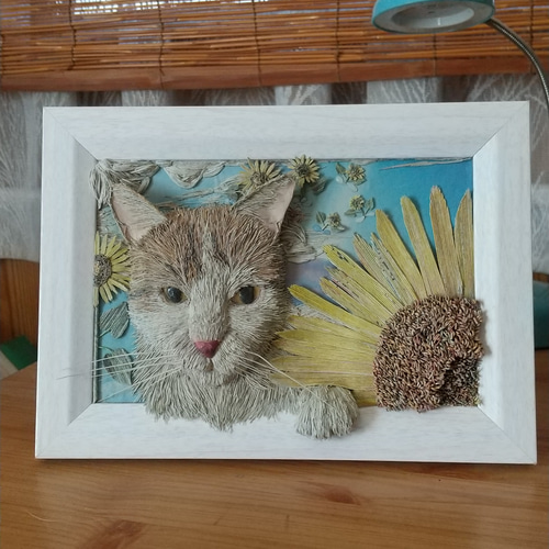 一点物・物語が見える新聞紙アート「猫とともに向日葵を」 立体 