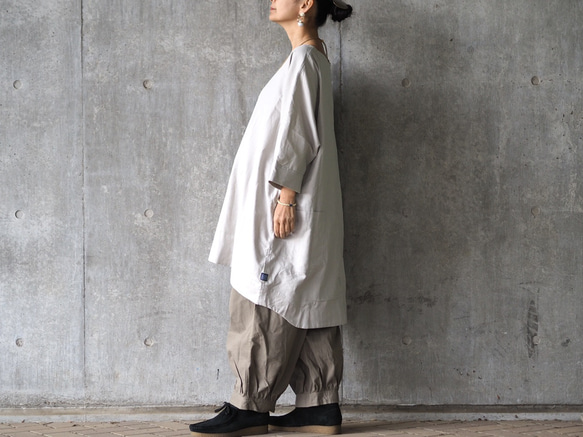 蓬鬆拉絨棉長袍襯衫，附口袋/淺灰色 第12張的照片