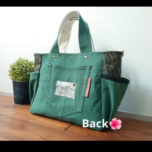 ヒョウ柄デニムリメイクトートバッグ　ショルダーバック ヒョウ柄&デニムリメイクバック ショルダー Big トートバッグ