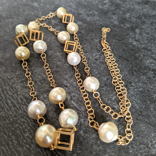 白蝶真珠キューブネックレス / K18 ネックレス・ペンダント Jewelry  