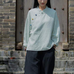 レトロな詰め襟のブラウス 手作りの綿麻シャツ #緑豆色 4枚目の画像
