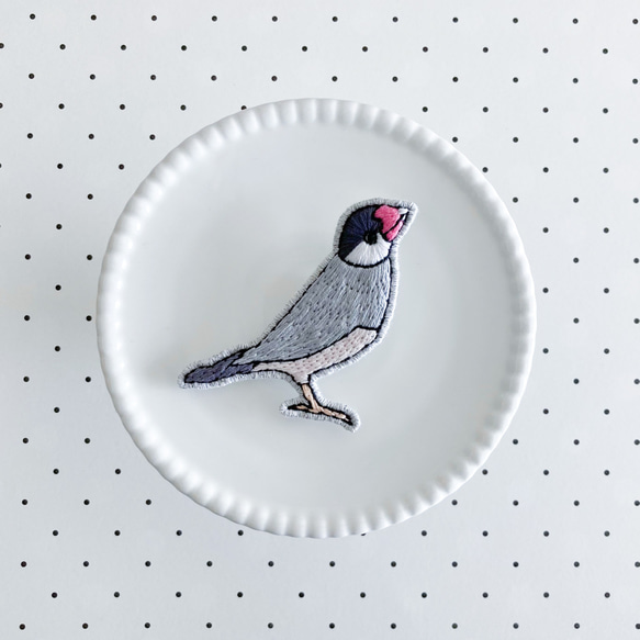 シルバー文鳥 刺繍ブローチ ブローチ いちはちや 通販 16657761