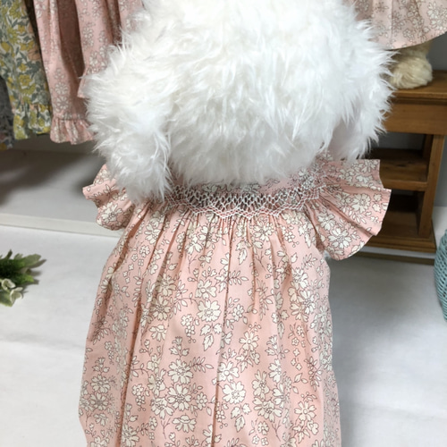 犬服 パリスタイル小型犬服 受注制作 ～スモッキング刺繍