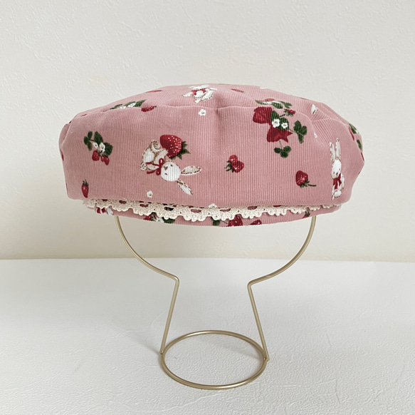 うさぎと苺のコーデュロイベレー帽（ピンク）　ベビー・キッズ 2枚目の画像