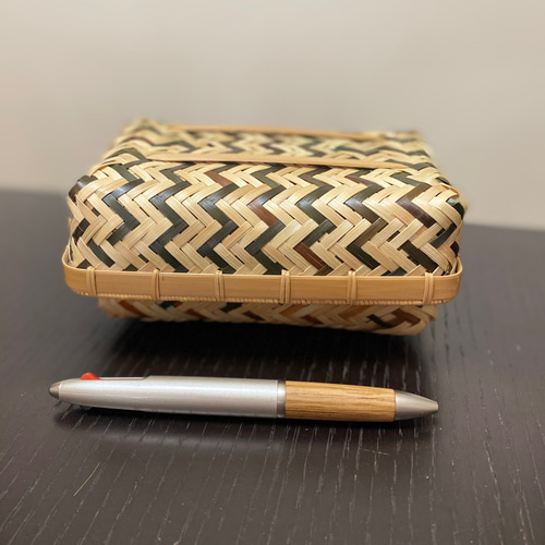【新品】手になじむ竹のお弁当箱 新品】手になじむ竹のお弁当箱