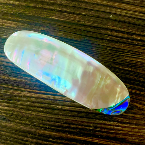 おさげ　夜光貝・白蝶貝のバレッタ 一点物】夜光貝バレッタ “奏でる葉” バレッタ R shanka 通販