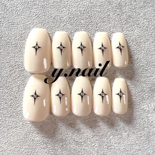 ダイヤネイル/スターネイル/Y2Kネイル/韓国ネイル ネイルチップ（つけ