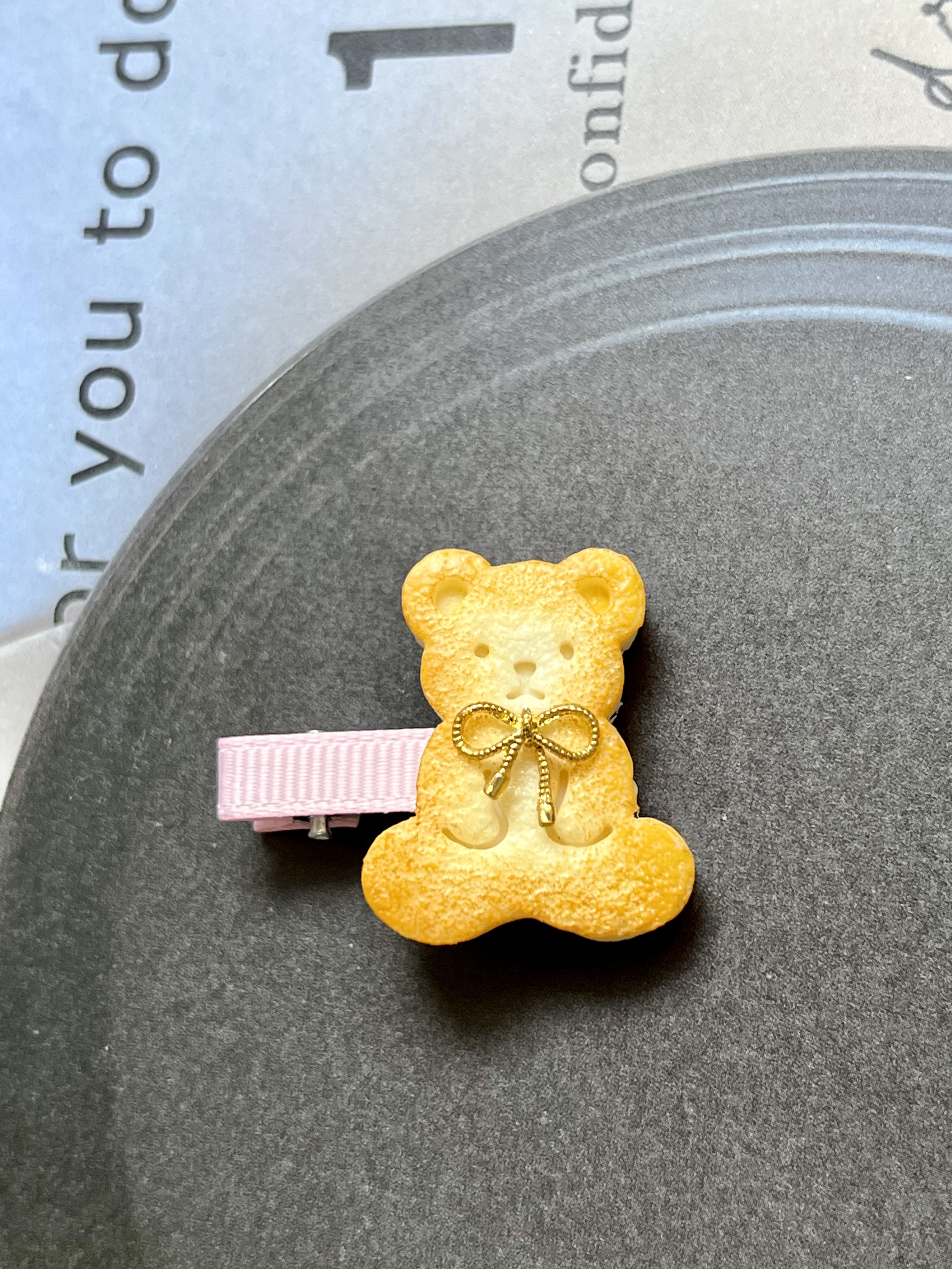 ベビーヘアクリップ　ハンドメイド　ヘアピン　ヘアゴム　くまさんうさちゃん ベビーヘアクリップ ハンドメイド ヘアピン ヘアゴム くまさん