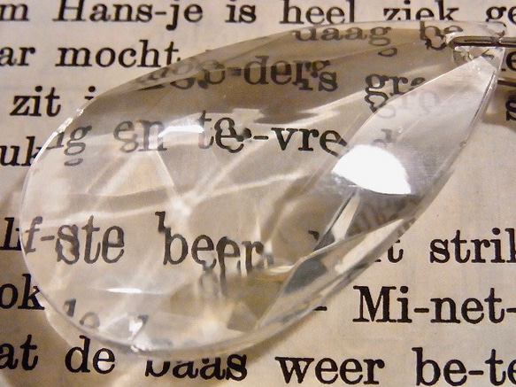 オランダ アンティーク シャンデリア ガラス ドロップ パーツ クリスタル しずく型 50mm 2枚目の画像