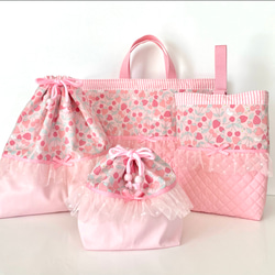 キュートなイチゴ&ネコ　お着替え袋　ピンク　パステル　入園入学　オーダーOK チュール　可愛い　ピンク 4枚目の画像