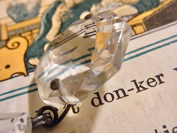 オランダ アンティーク シャンデリア ガラス ドロップ パーツ クリスタル しずく型 63mm 6枚目の画像
