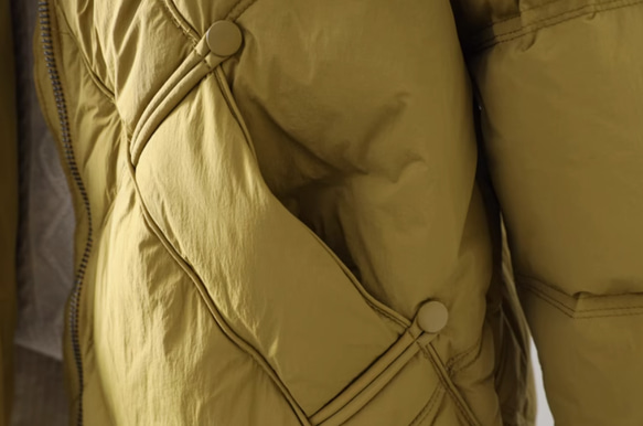 冬 フード付きロングダウンジャケット　カジュアルな軽い 暖かさロングコート 13枚目の画像