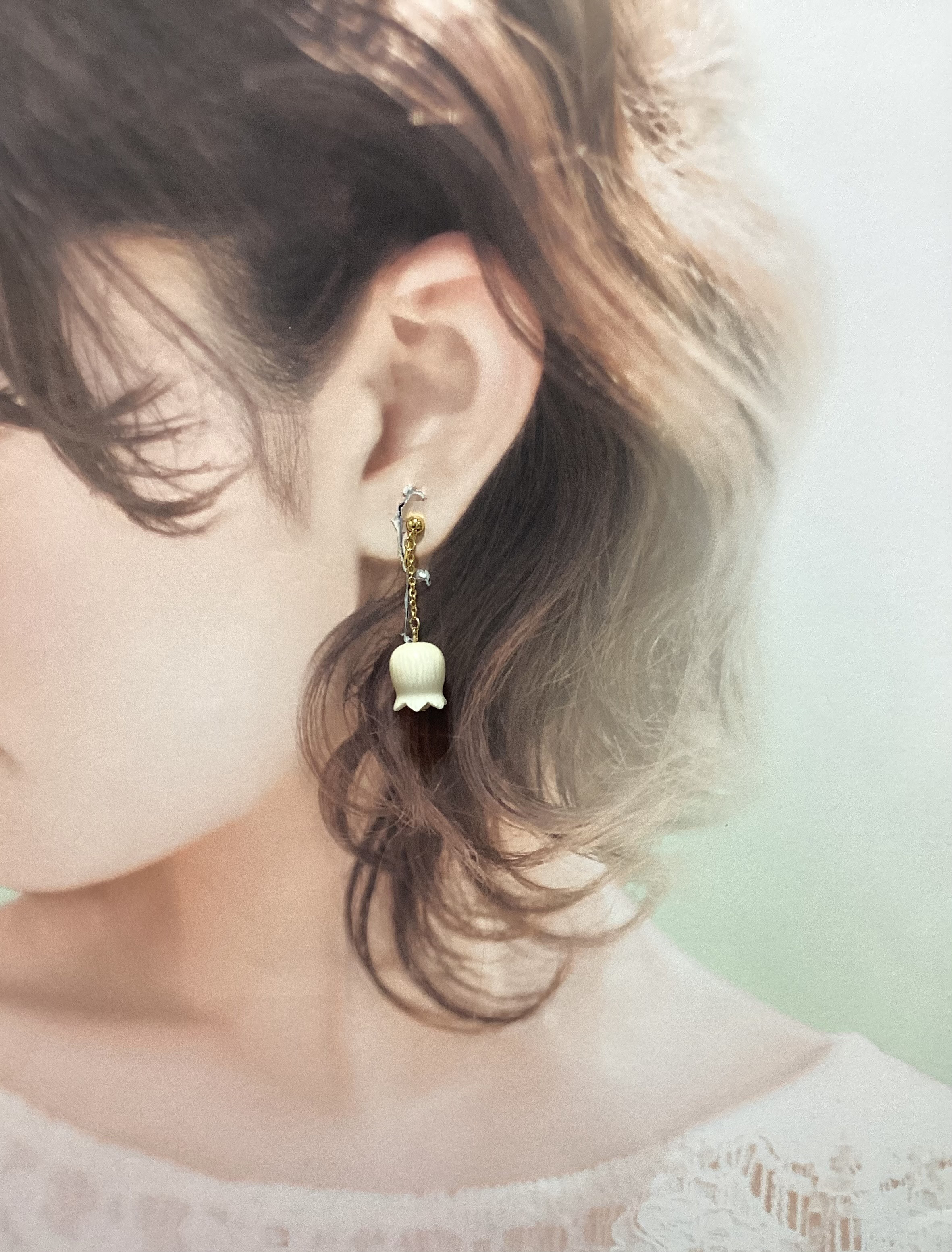 バラ彫刻のネックレスとイヤリング　象牙調 Yahoo!オークション -「象牙 ネックレス」の落札相場・落札価格