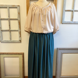 可愛又成熟❤️緞面材質的褶皺長裙藍色（尺寸不限L-LL） 第1張的照片