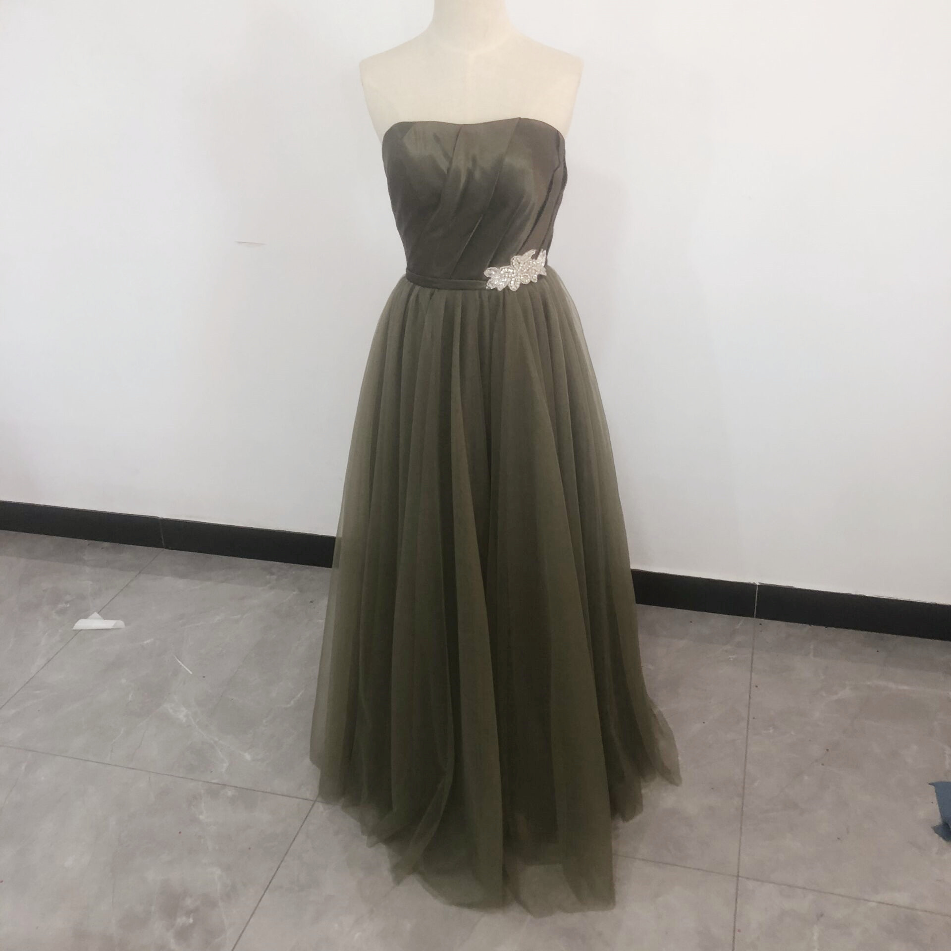 優雅 グリーン 上質オーガンジー ベアトップ ビスチェドレス 披露宴/2次会/合コン/デート/パーティー