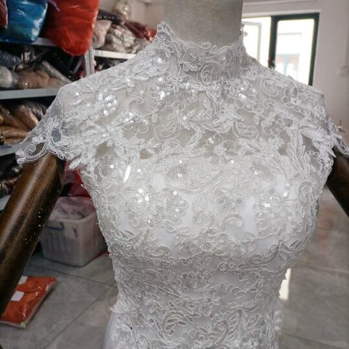 エレガント 3D立体レース刺繍 ハイネック 背中見せ マーメイドライン  