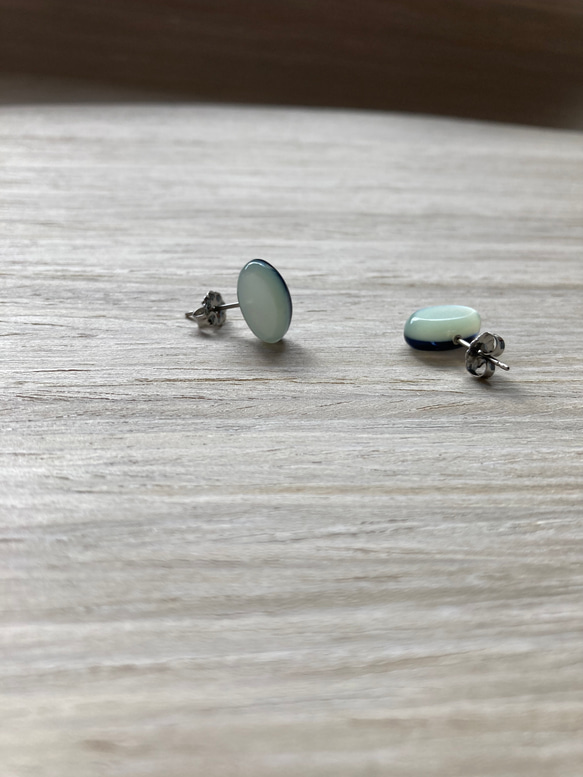 oval pierce/pastel green×clear blue 1枚目の画像