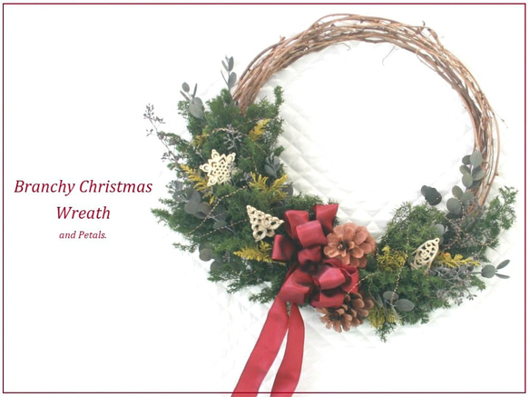 大人のクリスマスにぴったりな針葉樹とユーカリのハーフリース