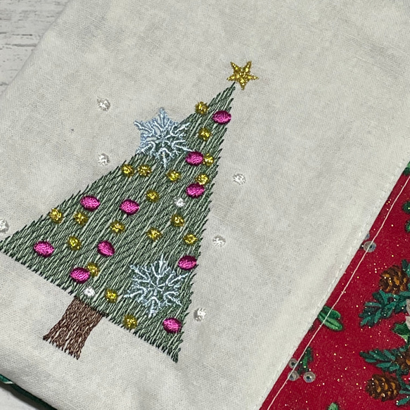 【現品限り】ツリー刺繍+クリスマスプリントの巾着ポーチ　A 4枚目の画像