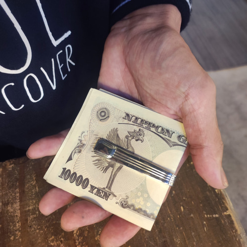 洗練された美しさ。ティファニーアンティークシルバースプーンの