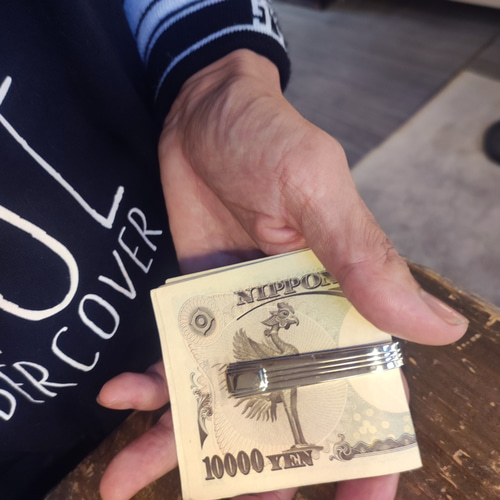 洗練された美しさ。ティファニーアンティークシルバースプーンの