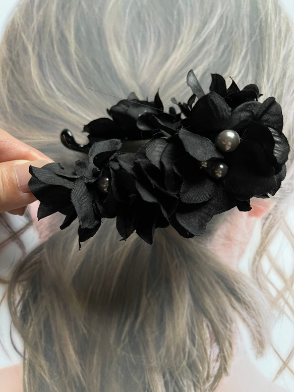 toytoy833 フラワーバナナクリップ  【黒ブラック】 冠婚葬祭 髪飾り 結婚式 2枚目の画像