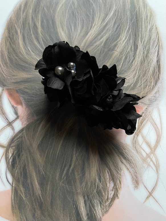 toytoy833 フラワーバナナクリップ  【黒ブラック】 冠婚葬祭 髪飾り 結婚式 1枚目の画像
