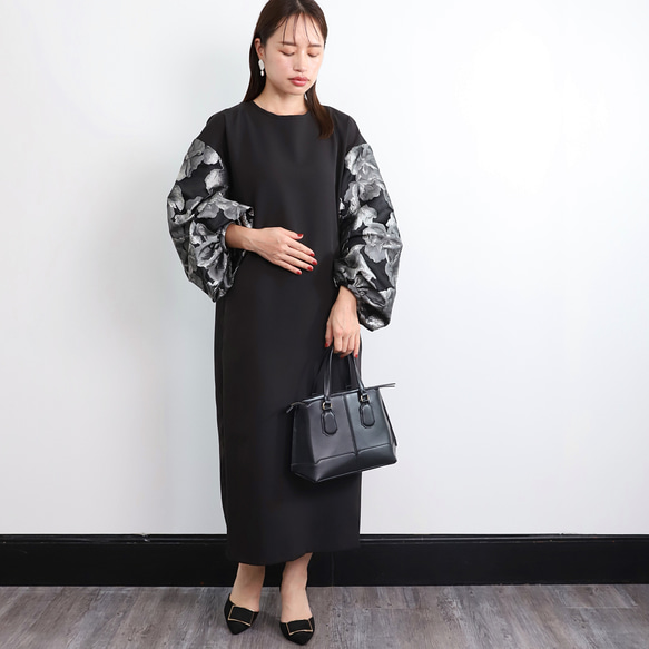 【着丈調整可能】洗える 異素材ゆったりバルーン袖 バックリボン フォーマル ワンピース　ブラック/シルバー　0595 2枚目の画像
