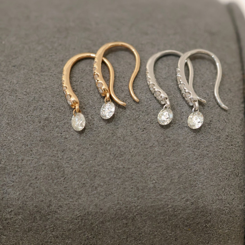 天然ダイヤモンドピアス0.3ct k18 ピアス（フック・チェーン