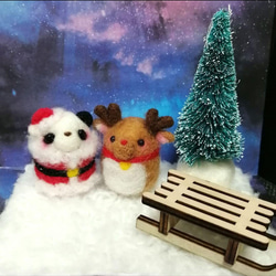 羊毛フェルト　クリスマス　パンダ 2枚目の画像